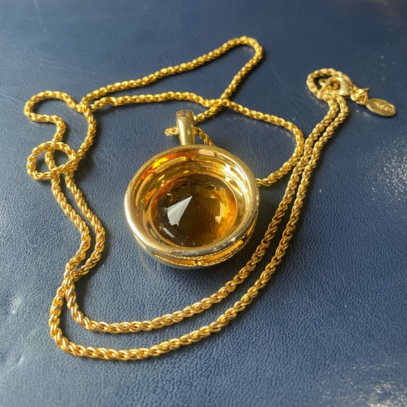 JOAN RIVERS Topaz AMBER COLOR Glass Pendant Gold Tone Chunky Chain Necklace - Picture 3 of 8